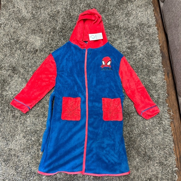 cosysket Other - Kids Spider-Man Hooded Robe New size M <<26>>